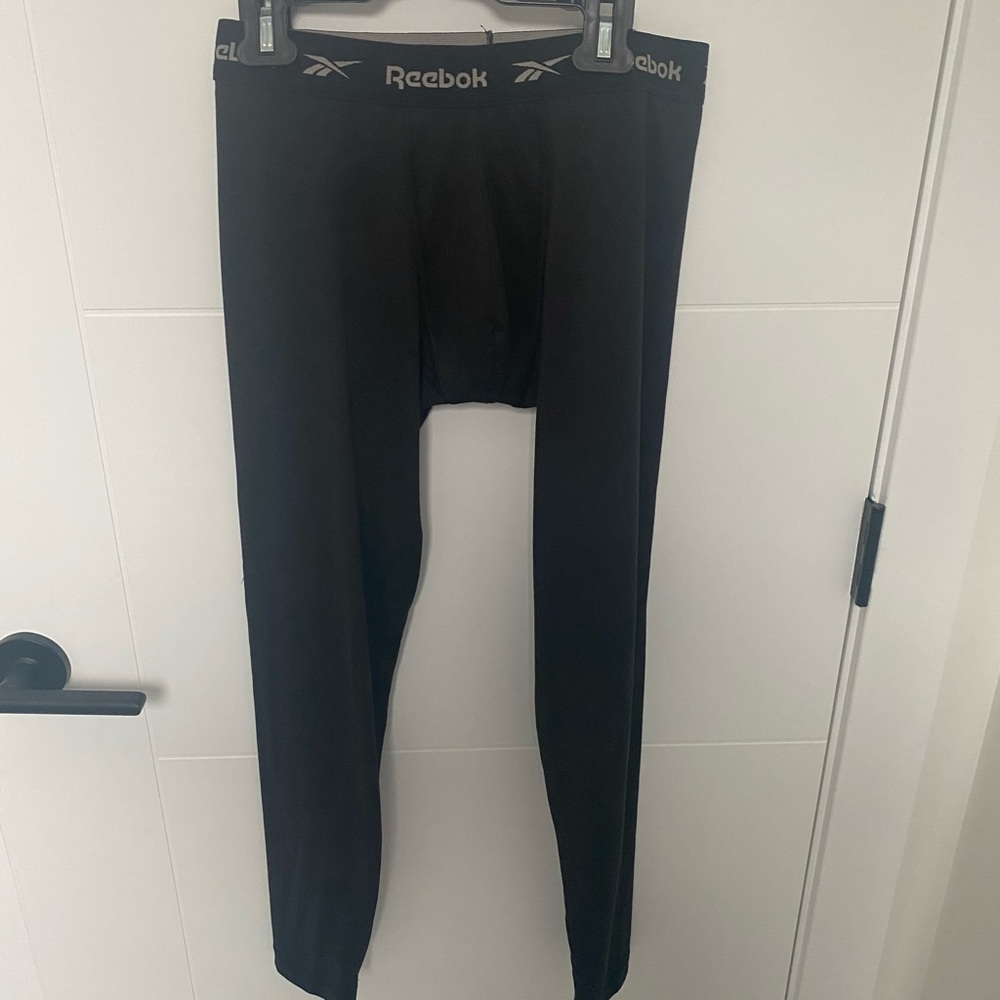 Reebok 95% polyester 5% spandex used